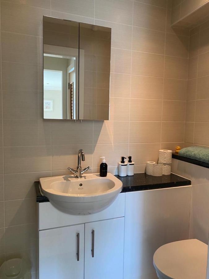 Cosy 3 Bedroom Apartment In Central Portrush With Sea Views Exterior foto