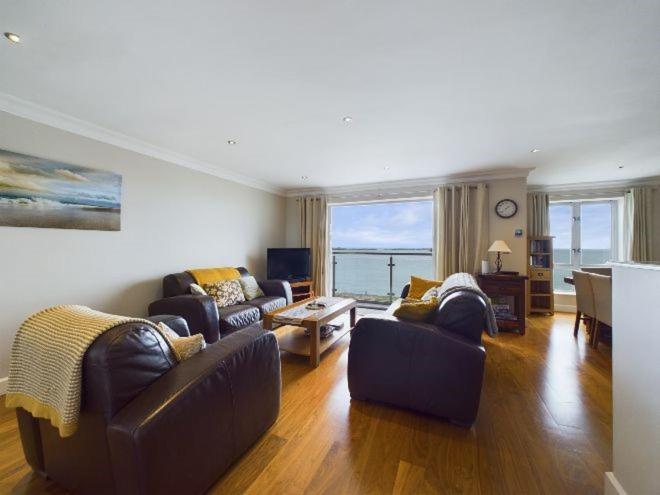 Cosy 3 Bedroom Apartment In Central Portrush With Sea Views Exterior foto